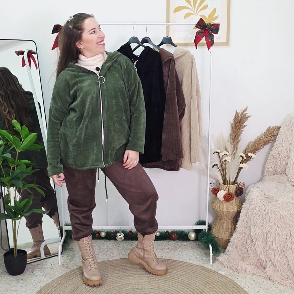 ΖΑΚΕΤΑ ΜΕ ΚΟΥΚΟΥΛΑ ΤΥΠΟΥ ΚΟΤΛΕ