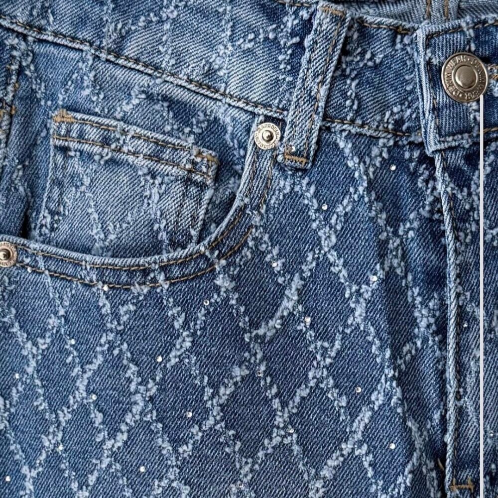 *ΤΖΙΝ ΜΕ ΣΧΕΔΙΟ ΡΟΜΒΟΥΣ ΚΑΙ ΣΤΡΑΣ