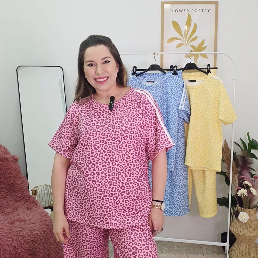 *ΣΕΤ Animal Print με Κοντομάνικη Μπλούζα και Παντελόνι